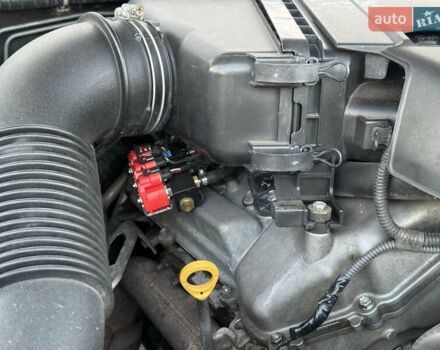 Білий Тойота Ленд Крузер, об'ємом двигуна 4 л та пробігом 240 тис. км за 30000 $, фото 25 на Automoto.ua