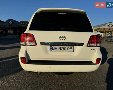 Білий Тойота Ленд Крузер, об'ємом двигуна 4.7 л та пробігом 237 тис. км за 24500 $, фото 1 на Automoto.ua