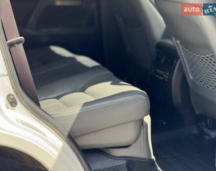 Белый Тойота Ленд Крузер, объемом двигателя 4.46 л и пробегом 253 тыс. км за 28500 $, фото 30 на Automoto.ua