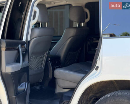 Белый Тойота Ленд Крузер, объемом двигателя 4.46 л и пробегом 253 тыс. км за 28500 $, фото 41 на Automoto.ua