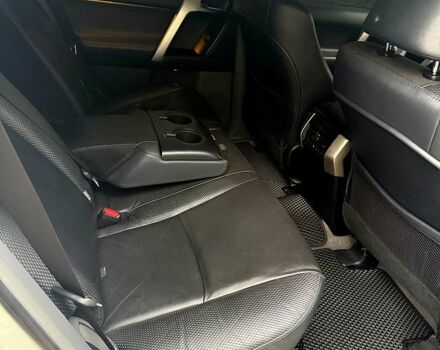 Белый Тойота Ленд Крузер, объемом двигателя 4 л и пробегом 210 тыс. км за 30000 $, фото 8 на Automoto.ua