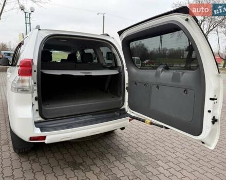 Білий Тойота Ленд Крузер, об'ємом двигуна 2.69 л та пробігом 157 тис. км за 24300 $, фото 33 на Automoto.ua