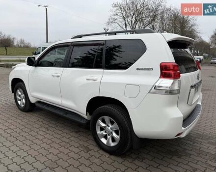 Білий Тойота Ленд Крузер, об'ємом двигуна 2.69 л та пробігом 157 тис. км за 24300 $, фото 7 на Automoto.ua