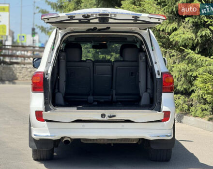 Белый Тойота Ленд Крузер, объемом двигателя 4.46 л и пробегом 253 тыс. км за 28500 $, фото 8 на Automoto.ua