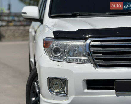 Белый Тойота Ленд Крузер, объемом двигателя 4.46 л и пробегом 253 тыс. км за 28500 $, фото 14 на Automoto.ua