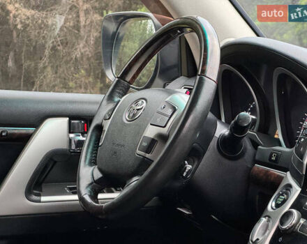 Белый Тойота Ленд Крузер, объемом двигателя 4.5 л и пробегом 228 тыс. км за 27900 $, фото 64 на Automoto.ua