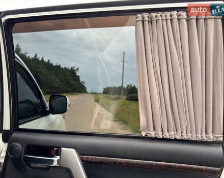 Белый Тойота Ленд Крузер, объемом двигателя 4.5 л и пробегом 228 тыс. км за 27900 $, фото 53 на Automoto.ua