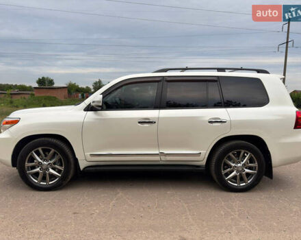 Белый Тойота Ленд Крузер, объемом двигателя 4.5 л и пробегом 228 тыс. км за 27900 $, фото 14 на Automoto.ua