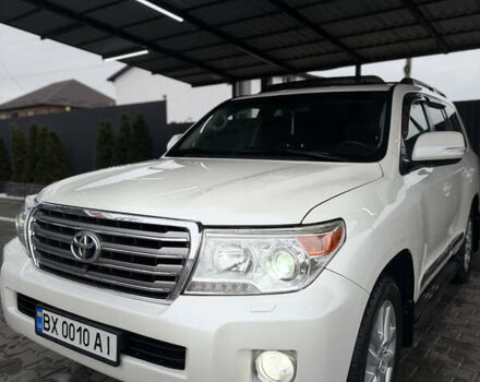 Белый Тойота Ленд Крузер, объемом двигателя 4.46 л и пробегом 276 тыс. км за 34500 $, фото 3 на Automoto.ua