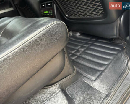 Белый Тойота Ленд Крузер, объемом двигателя 4.5 л и пробегом 228 тыс. км за 27900 $, фото 57 на Automoto.ua