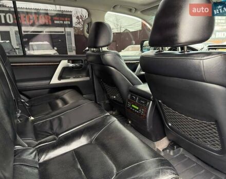 Белый Тойота Ленд Крузер, объемом двигателя 4.5 л и пробегом 213 тыс. км за 30500 $, фото 18 на Automoto.ua