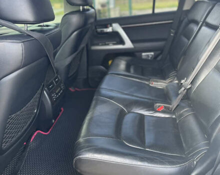 Белый Тойота Ленд Крузер, объемом двигателя 4.46 л и пробегом 302 тыс. км за 28000 $, фото 9 на Automoto.ua