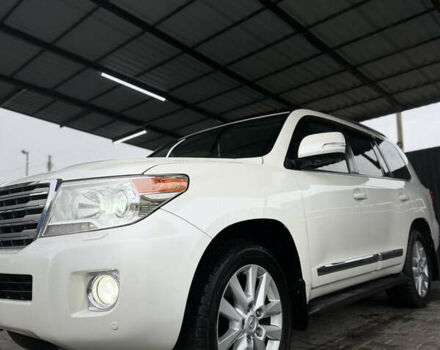 Белый Тойота Ленд Крузер, объемом двигателя 4.46 л и пробегом 276 тыс. км за 34500 $, фото 5 на Automoto.ua