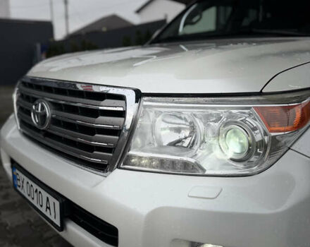 Белый Тойота Ленд Крузер, объемом двигателя 4.46 л и пробегом 276 тыс. км за 34500 $, фото 4 на Automoto.ua