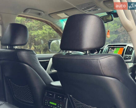 Белый Тойота Ленд Крузер, объемом двигателя 4.5 л и пробегом 228 тыс. км за 27900 $, фото 54 на Automoto.ua