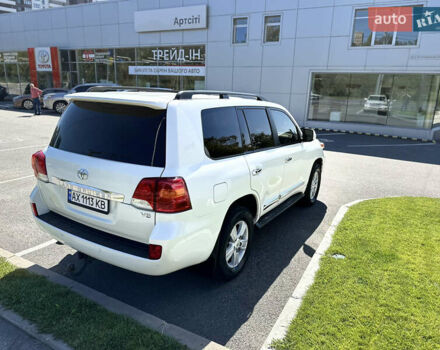 Белый Тойота Ленд Крузер, объемом двигателя 4.7 л и пробегом 193 тыс. км за 30500 $, фото 4 на Automoto.ua