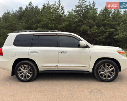 Белый Тойота Ленд Крузер, объемом двигателя 4.5 л и пробегом 228 тыс. км за 27900 $, фото 13 на Automoto.ua