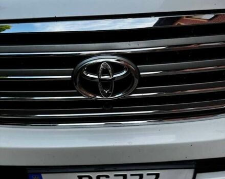 Белый Тойота Ленд Крузер, объемом двигателя 4.61 л и пробегом 147 тыс. км за 34000 $, фото 13 на Automoto.ua