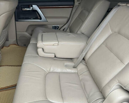 Білий Тойота Ленд Крузер, об'ємом двигуна 4.5 л та пробігом 230 тис. км за 29500 $, фото 14 на Automoto.ua