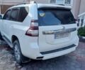 Белый Тойота Ленд Крузер, объемом двигателя 3 л и пробегом 200 тыс. км за 25000 $, фото 1 на Automoto.ua