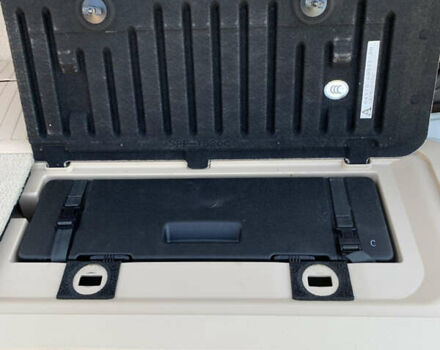 Белый Тойота Ленд Крузер, объемом двигателя 4.46 л и пробегом 147 тыс. км за 33000 $, фото 17 на Automoto.ua