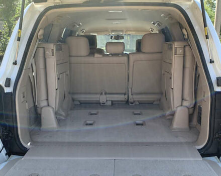 Белый Тойота Ленд Крузер, объемом двигателя 4.46 л и пробегом 147 тыс. км за 33000 $, фото 18 на Automoto.ua