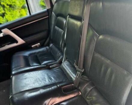 Белый Тойота Ленд Крузер, объемом двигателя 4.61 л и пробегом 147 тыс. км за 34000 $, фото 23 на Automoto.ua