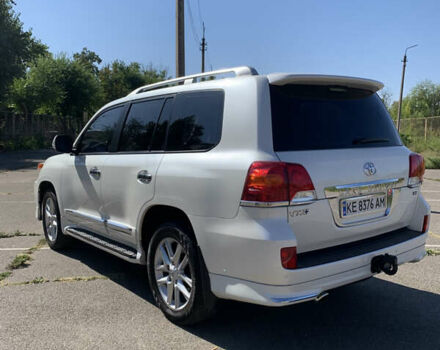 Белый Тойота Ленд Крузер, объемом двигателя 4.46 л и пробегом 147 тыс. км за 33000 $, фото 9 на Automoto.ua
