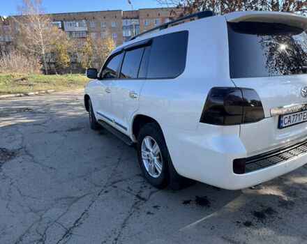 Білий Тойота Ленд Крузер, об'ємом двигуна 4.46 л та пробігом 265 тис. км за 25000 $, фото 4 на Automoto.ua