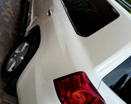 Белый Тойота Ленд Крузер, объемом двигателя 4.61 л и пробегом 147 тыс. км за 34000 $, фото 10 на Automoto.ua