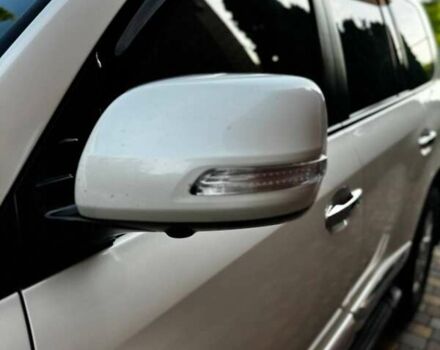 Белый Тойота Ленд Крузер, объемом двигателя 4.61 л и пробегом 147 тыс. км за 34000 $, фото 12 на Automoto.ua