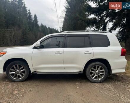 Білий Тойота Ленд Крузер, об'ємом двигуна 4.5 л та пробігом 150 тис. км за 29999 $, фото 3 на Automoto.ua