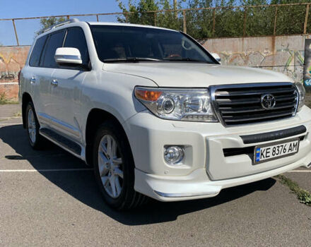 Белый Тойота Ленд Крузер, объемом двигателя 4.46 л и пробегом 147 тыс. км за 33000 $, фото 49 на Automoto.ua