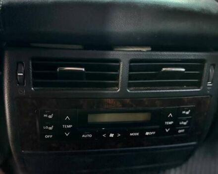 Белый Тойота Ленд Крузер, объемом двигателя 4.61 л и пробегом 147 тыс. км за 34000 $, фото 22 на Automoto.ua