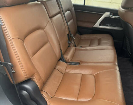 Белый Тойота Ленд Крузер, объемом двигателя 4.46 л и пробегом 239 тыс. км за 34999 $, фото 19 на Automoto.ua