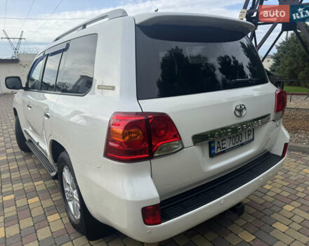 Белый Тойота Ленд Крузер, объемом двигателя 4.46 л и пробегом 239 тыс. км за 34999 $, фото 9 на Automoto.ua