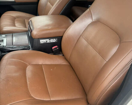 Белый Тойота Ленд Крузер, объемом двигателя 4.46 л и пробегом 239 тыс. км за 34999 $, фото 23 на Automoto.ua