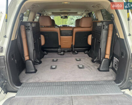 Белый Тойота Ленд Крузер, объемом двигателя 4.46 л и пробегом 239 тыс. км за 34999 $, фото 33 на Automoto.ua