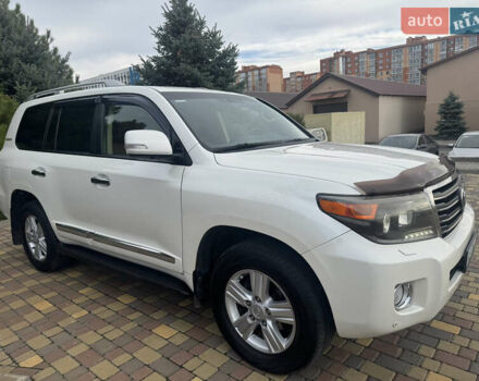 Белый Тойота Ленд Крузер, объемом двигателя 4.46 л и пробегом 239 тыс. км за 34999 $, фото 10 на Automoto.ua