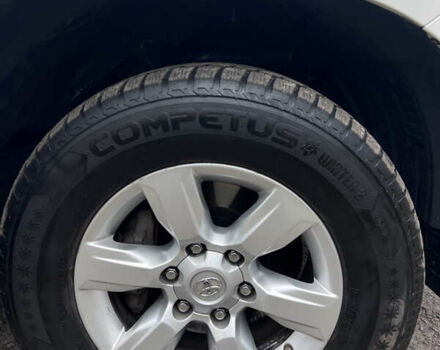 Белый Тойота Ленд Крузер, объемом двигателя 2.98 л и пробегом 280 тыс. км за 27500 $, фото 3 на Automoto.ua