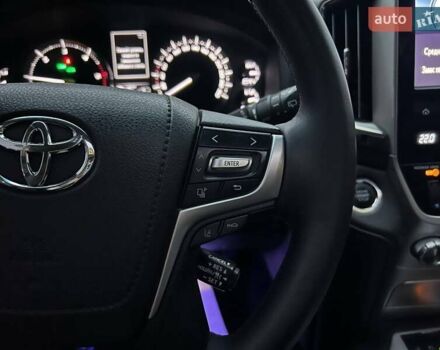 Белый Тойота Ленд Крузер, объемом двигателя 4.46 л и пробегом 225 тыс. км за 47000 $, фото 22 на Automoto.ua