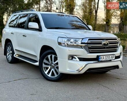 Белый Тойота Ленд Крузер, объемом двигателя 4.46 л и пробегом 301 тыс. км за 44950 $, фото 14 на Automoto.ua