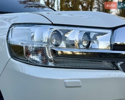 Белый Тойота Ленд Крузер, объемом двигателя 4.46 л и пробегом 301 тыс. км за 44950 $, фото 35 на Automoto.ua