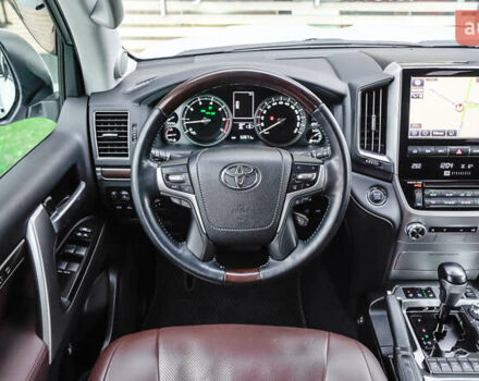 Білий Тойота Ленд Крузер, об'ємом двигуна 4.61 л та пробігом 51 тис. км за 52098 $, фото 8 на Automoto.ua