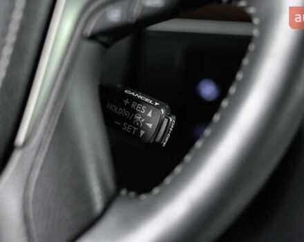 Білий Тойота Ленд Крузер, об'ємом двигуна 4.61 л та пробігом 51 тис. км за 52098 $, фото 28 на Automoto.ua