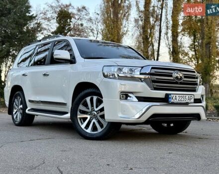 Белый Тойота Ленд Крузер, объемом двигателя 4.46 л и пробегом 301 тыс. км за 44950 $, фото 12 на Automoto.ua