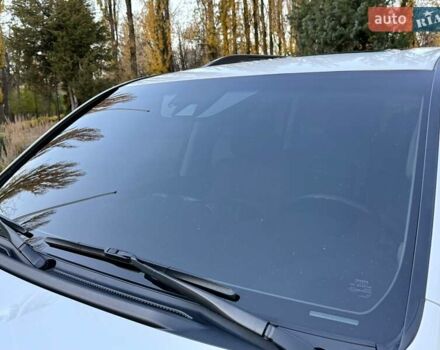 Белый Тойота Ленд Крузер, объемом двигателя 4.46 л и пробегом 301 тыс. км за 44950 $, фото 49 на Automoto.ua