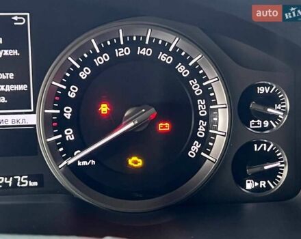 Белый Тойота Ленд Крузер, объемом двигателя 4.46 л и пробегом 90 тыс. км за 55000 $, фото 26 на Automoto.ua