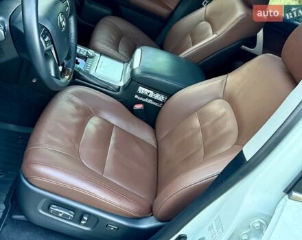 Белый Тойота Ленд Крузер, объемом двигателя 4.46 л и пробегом 301 тыс. км за 44950 $, фото 62 на Automoto.ua