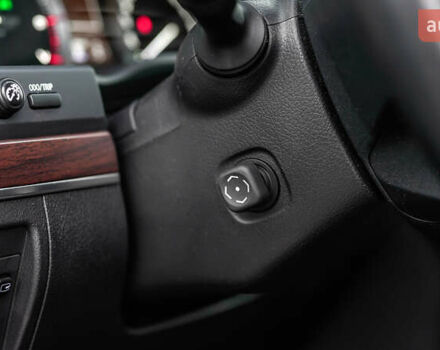 Білий Тойота Ленд Крузер, об'ємом двигуна 4.61 л та пробігом 51 тис. км за 52098 $, фото 25 на Automoto.ua